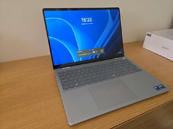 Sony WH-1000XM5 triukšmą slopinančios ausinės